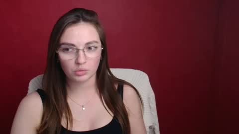 Amelie online show from December 20, 12:27 pm