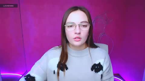 Amelie online show from January 25, 12:26 pm