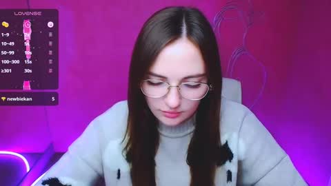 Amelie online show from February 1, 9:43 am