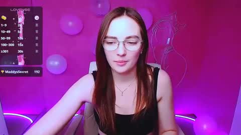 Amelie online show from February 16, 9:48 am