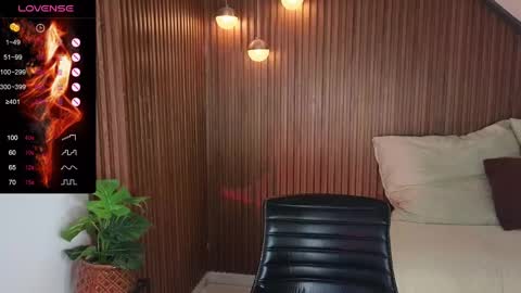 Isabella online show from February 12, 7:02 am