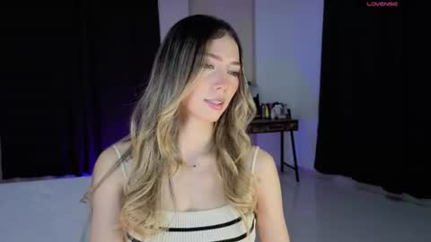 Isabella online show from June 15, 2:47 am