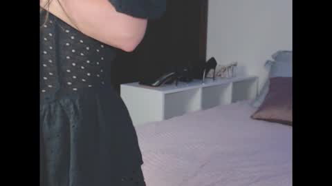 amelinamersi online show from October 20, 4:18 pm