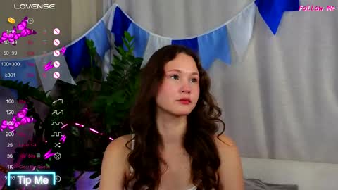 AmeliRoyse online show from October 3, 5:32 pm