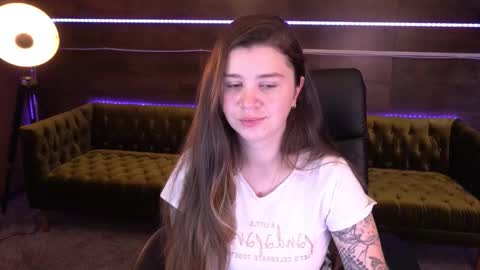 Snapshot of amellymillyy chatting on September 23, 12:52 pm amellymillyy online show from September 23, 12:52 pm