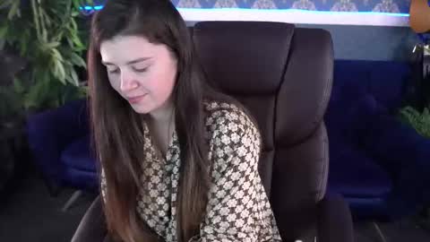 Snapshot of amellymillyy chatting on October 28, 3:25 pm amellymillyy online show from October 28, 3:25 pm