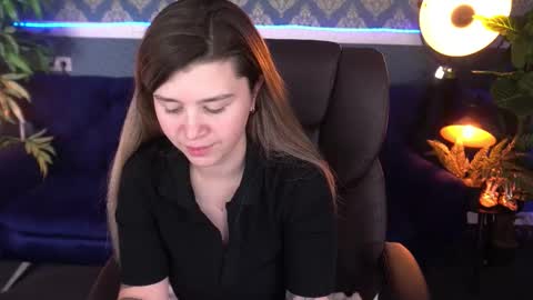 Snapshot of amellymillyy chatting on November 19, 8:20 pm amellymillyy online show from November 19, 8:20 pm