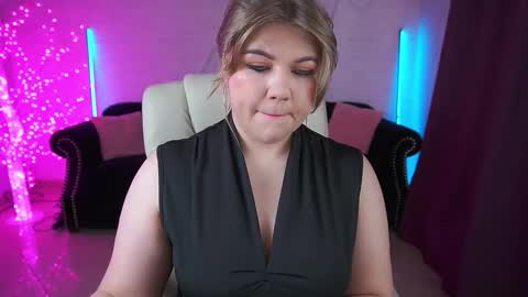 Alina online show from March 17, 1:47 pm