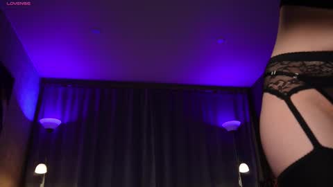 Amy  online show from March 5, 8:54 am