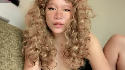 amera_slut online show from August 3, 4:55 pm