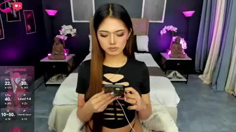 Claire online show from June 11, 3:10 pm