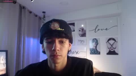 Snapshot of amethystshadow chatting on February 12, 7:53 pm amethystshadow online show from February 12, 7:53 pm