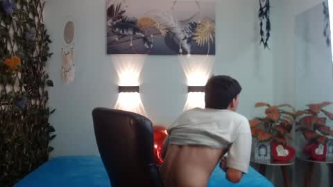Snapshot of amethystshadow chatting on April 5, 5:21 pm amethystshadow online show from April 5, 5:21 pm
