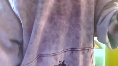 Snapshot of amethystshadow chatting on April 19, 3:44 pm amethystshadow online show from April 19, 3:44 pm