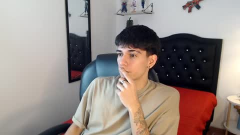 Snapshot of amethystshadow chatting on April 29, 8:37 pm amethystshadow online show from April 29, 8:37 pm