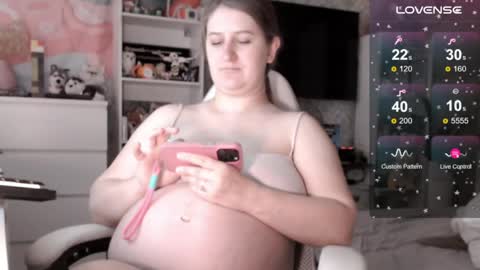 Snapshot of ameya_lovea chatting on June 9, 8:04 am Ameya online show from June 9, 8:04 am