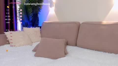 Snapshot of amgbombaaaaaa chatting on March 7, 1:18 pm Amgbombaaa online show from March 7, 1:18 pm