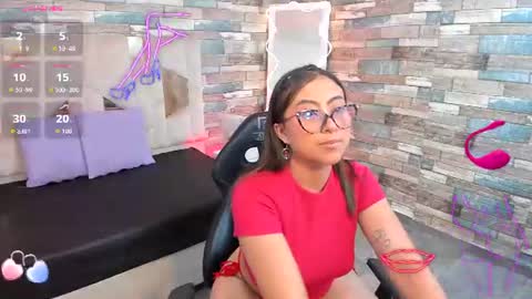 amhira_tay online show from June 18, 7:40 pm