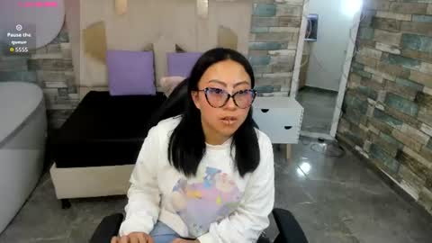 amhira_tay online show from July 14, 7:19 pm