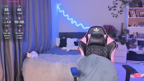 Hi-hi I am Kate welcome to my sexy room online show from February 17, 8:15 pm