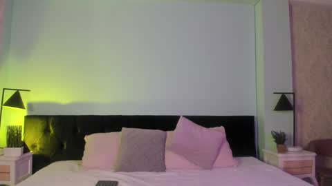 Snapshot of ami_berner chatting on December 14, 4:51 am ami_berner online show from December 14, 4:51 am