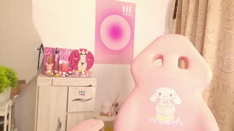 Snapshot of amicuper chatting on March 23, 11:09 pm Amy online show from March 23, 11:09 pm