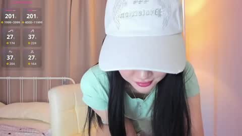 Snapshot of amiliyan chatting on March 18, 7:00 am AmiliYan online show from March 18, 7:00 am