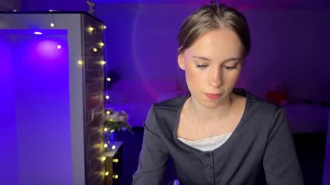 Amily online show from June 27, 5:07 pm