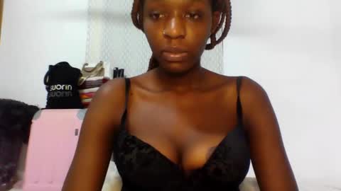 Amina online show from January 18, 10:13 pm