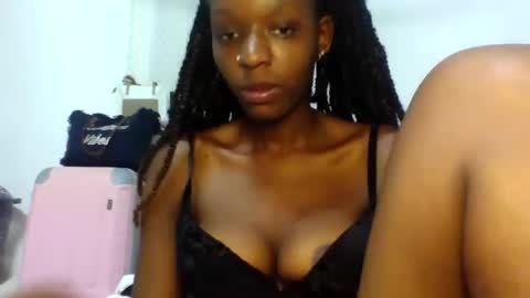 Amina online show from February 16, 6:59 pm