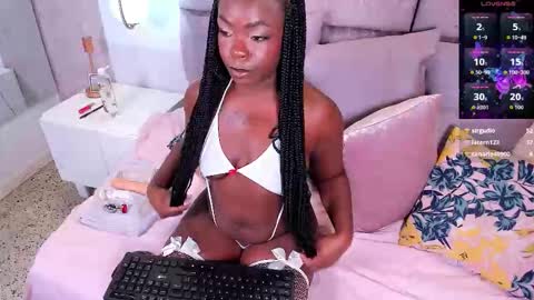 Amina online show from October 12, 3:44 pm