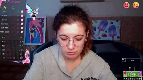 Snapshot of aminabeatris chatting on October 7, 11:29 am Amina online show from October 7, 11:29 am