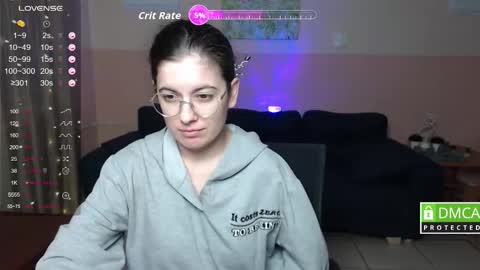 Snapshot of aminabeatris chatting on October 15, 11:32 am Amina online show from October 15, 11:32 am