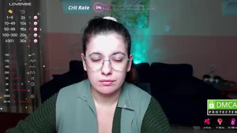 Snapshot of aminabeatris chatting on October 23, 6:23 am Amina online show from October 23, 6:23 am