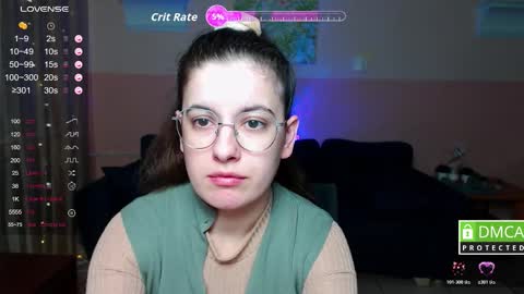 Snapshot of aminabeatris chatting on October 26, 6:30 am Amina online show from October 26, 6:30 am