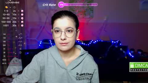 Snapshot of aminabeatris chatting on November 1, 6:26 am Amina online show from November 1, 6:26 am