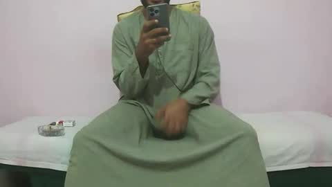 Amir online show from October 18, 8:20 pm