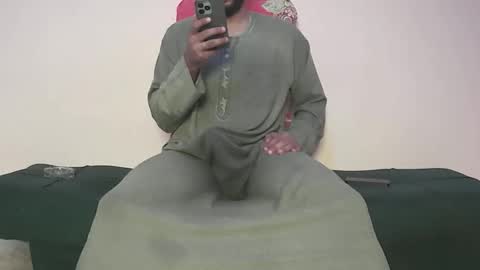 Amir online show from November 29, 8:50 am