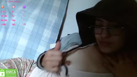 amitlu_ online show from July 29, 2:26 pm