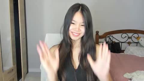 Ami online show from February 7, 2:21 pm