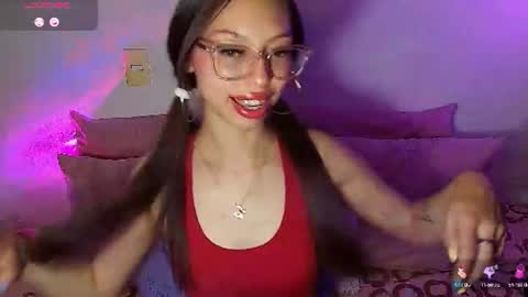 Snapshot of ammeliejoy chatting on July 30, 1:37 am Ammelie online show from July 30, 1:37 am