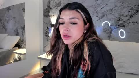 Ammy  online show from December 3, 3:20 am