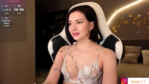 Ammy  dont forget to thumbs up me  online show from January 13, 9:58 am