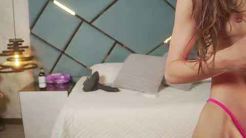 ammy durand online show from November 9, 7:01 pm