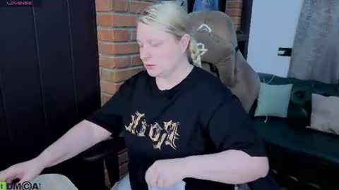 Ammy Soon online show from July 7, 1:19 am