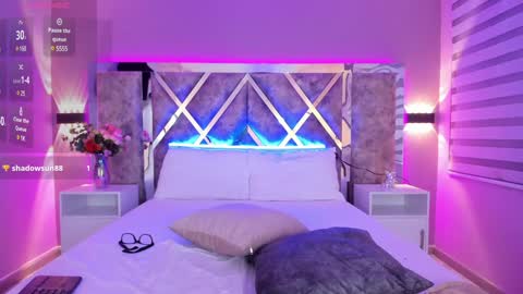 Ammy Jones online show from January 8, 9:55 pm