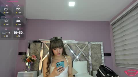 Ammy Jones online show from January 13, 6:16 pm