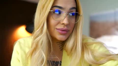 ammylicious_doll online show from September 20, 4:35 am