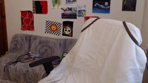 yisel online show from September 21, 6:42 pm