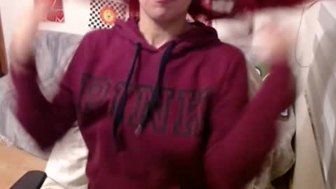 yisel online show from October 8, 12:30 am